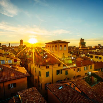 città più allegra italia bologna
