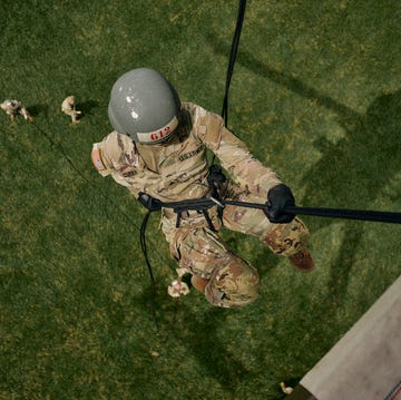 army soldiers propelling
