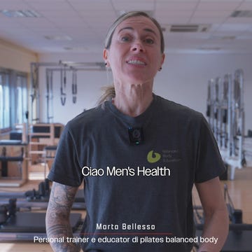 Mobilità di anche e colonna vertebrale per generare più forza, ecco il quarto allenamento di Marta Bellesso